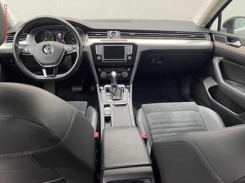 Volkswagen Passat (2017) 2.0TDi 4x4, ČR, Highline, DSG - fotka 7 z 15