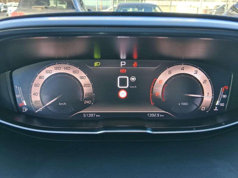 Peugeot 3008 GT 1.2 PureTech 96 kW - fotka 12 z 25