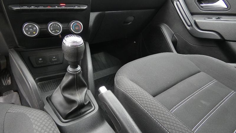 Dacia Duster 1.5 Blue dCi 4x4 Comfort - fotka 6 z 24