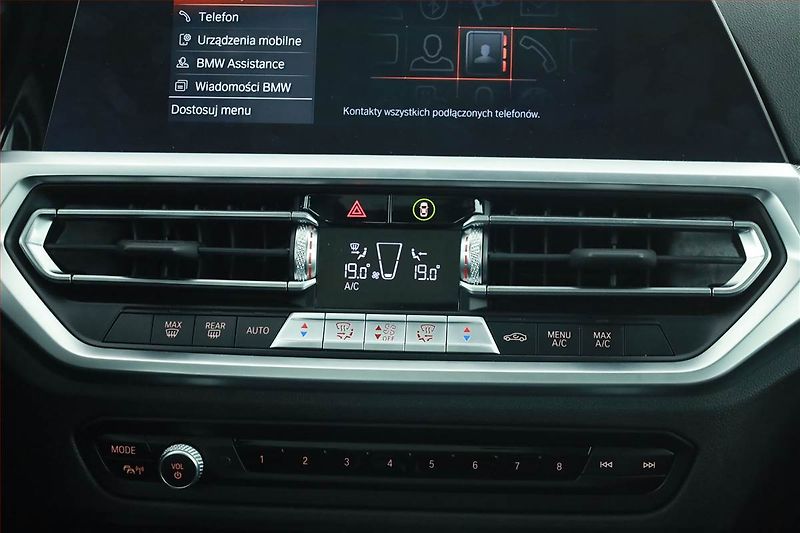BMW Řada 2 (2022) 220 i - fotka 16 z 24