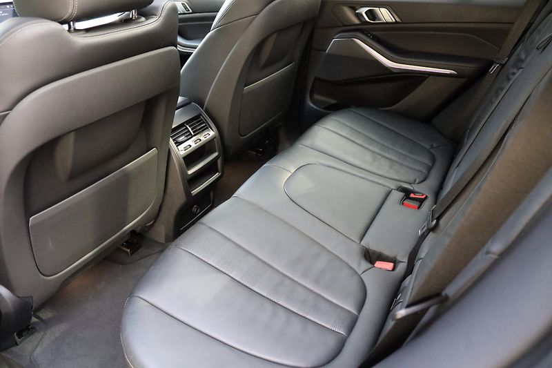 BMW X5 XDRIVE 30D M-PAKET G05 195kW  - fotka 38 z 49