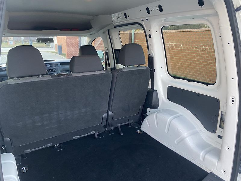 Volkswagen Caddy 2.0TDi,4MOTION, VÝB.STAV!! - fotka 39 z 45