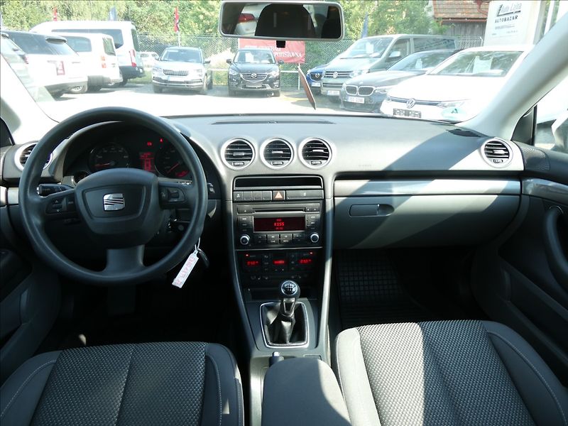 Seat Exeo 1,8 TSi 88kW serviska, 2x kola - fotka 19 z 37