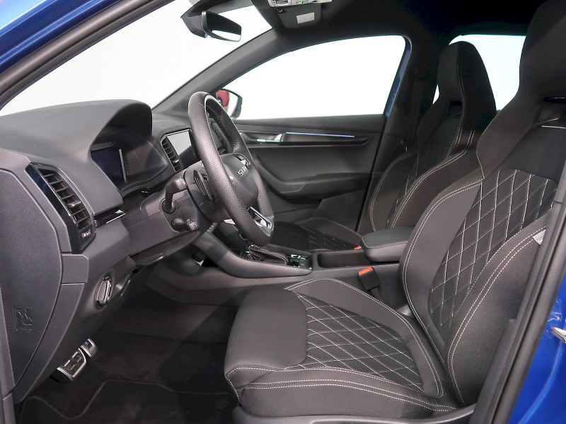 Škoda Karoq (2026) SPORTLINE 2.0TDI 110KW 4X4 DSG - fotka 17 z 31