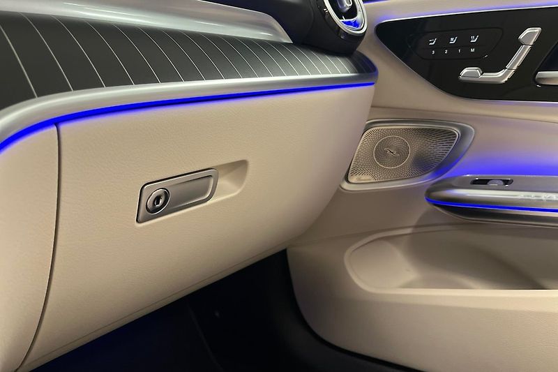 Mercedes-Benz CLE 300 4M AMG Cabrio Burm Venti - fotka 17 z 20