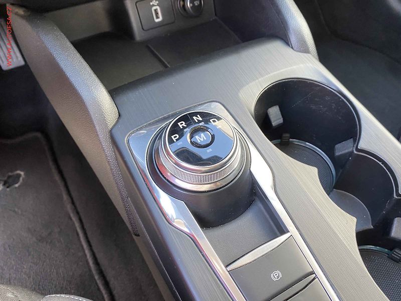 Ford Focus (2018) 1.5 EcoBlue, AT, navi, park - fotka 16 z 19