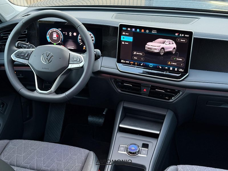 Volkswagen Tiguan (2025) Prime 1.5 Hybrid LED, Ambient - fotka 19 z 24