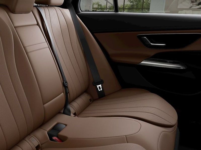 Mercedes-Benz Třídy E (2026) E 220 d 4MATIC All-Terrain Edi - fotka 8 z 9