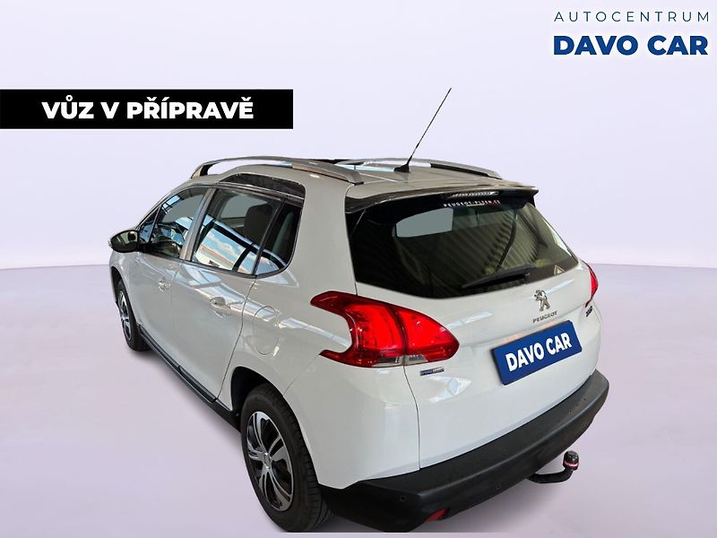 Peugeot 2008 1,2 PT 60kW CZ Klima - fotka 4 z 12