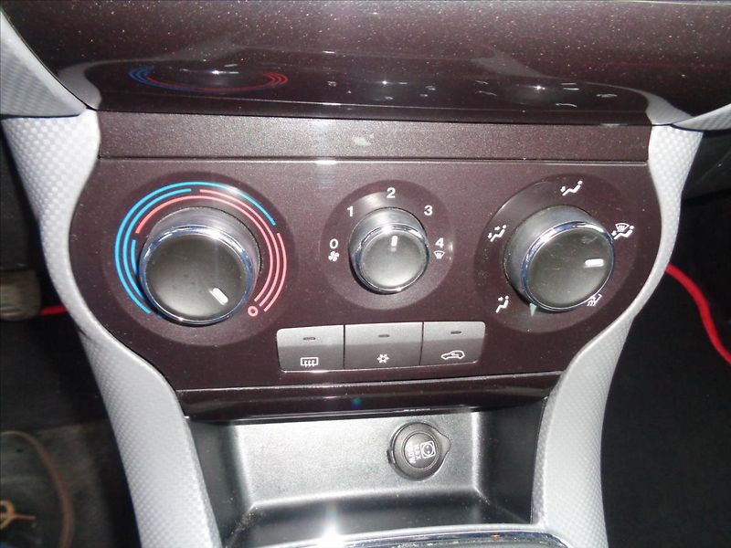 Fiat Bravo 1,3 - fotka 16 z 17