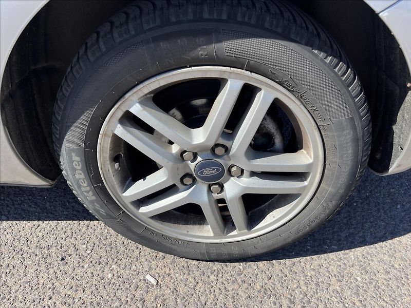 Ford Focus 1,6 i LPG KLIMA ROZVODY BRC 34 - fotka 31 z 33