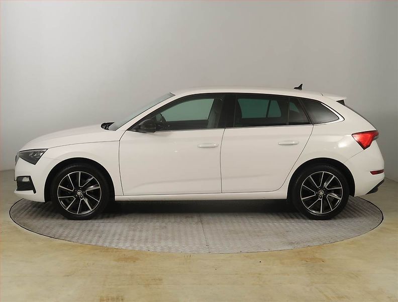 Škoda Scala (2019) Style 1.6 TDI, Serv.kniha - fotka 3 z 23
