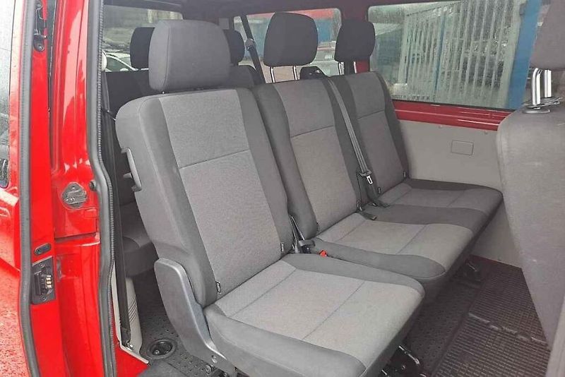 Volkswagen Transporter T6 2.0 TDI.