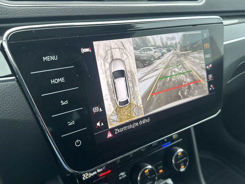 Škoda Superb (2023) Combi 2.0 TDI 4x4 DSG L&K - fotka 12 z 36