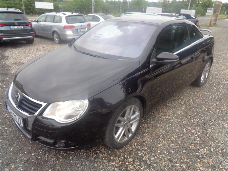 Volkswagen EOS 2,0 - fotka 7 z 21