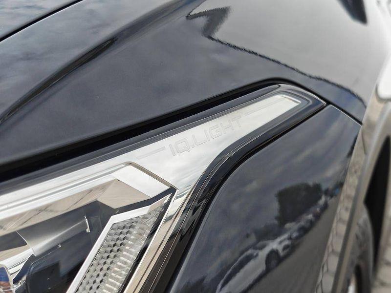 Volkswagen Tiguan Elegance 4Motion 2,0TDI - fotka 25 z 28