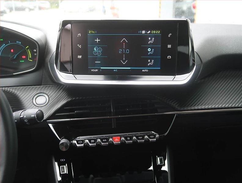 Peugeot 208 (2022) Allure 50 kWh, SoH 89% - fotka 12 z 22