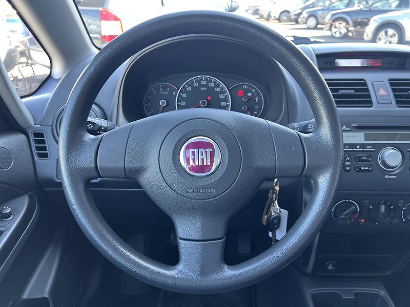 Fiat Sedici 1.6i 16v 4x4 ABS KLIMATIZACE  - fotka 14 z 36
