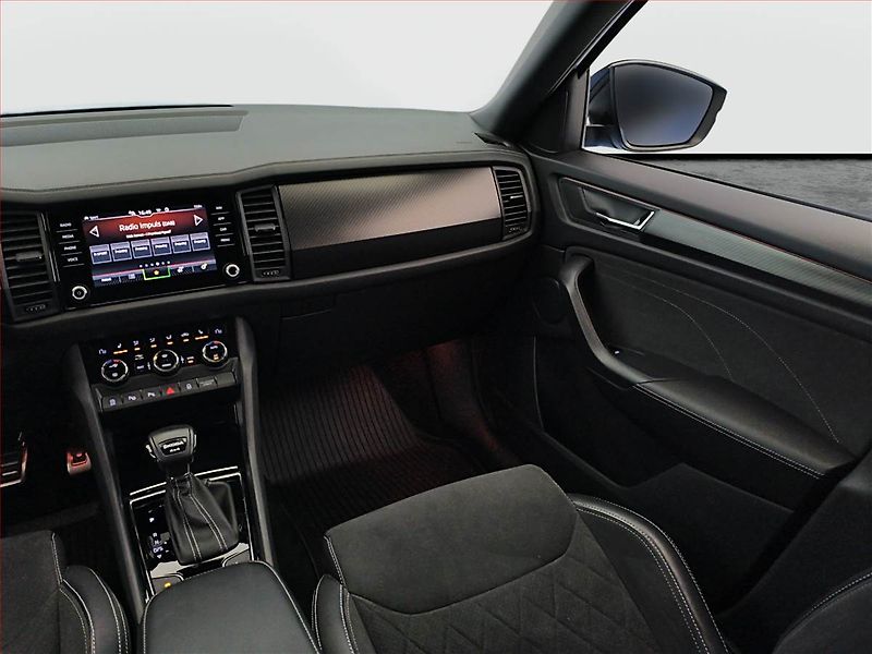 Škoda Kodiaq (2023) 2.0 TDI - fotka 8 z 21