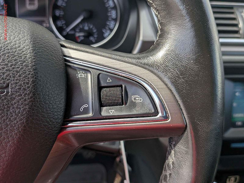 Škoda Rapid (2017) 1.6 TDi, ČR, Style - fotka 14 z 17