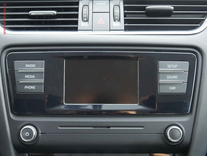 Škoda Octavia (2014) 1.6 TDi, ČR, LED - fotka 11 z 16