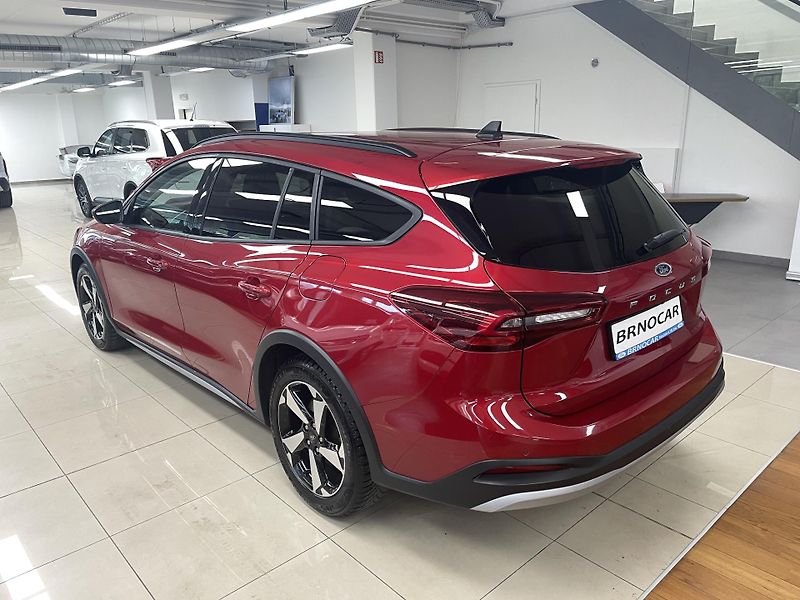Ford Focus 1.0 EcoBoost  Active X AT, ČR - fotka 4 z 29