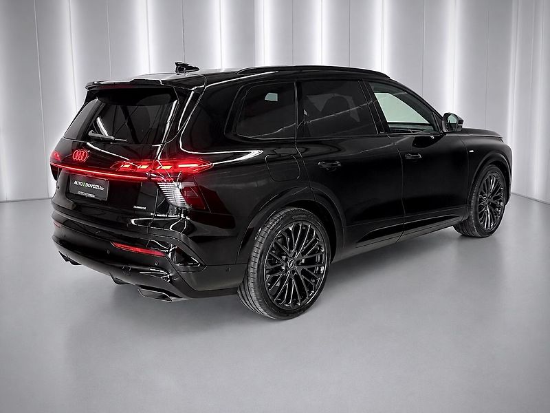Audi Q7 TDI 220 kW QUATTRO S-LINE, WEB - fotka 6 z 39