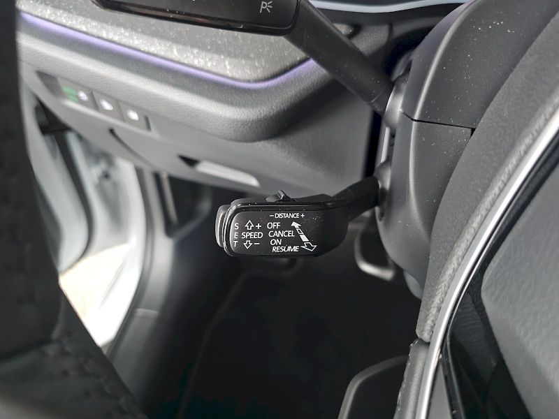 Škoda Octavia (2025) COMBI 1.5TSI DSG BUSINESS TOP - fotka 26 z 30