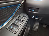 Toyota C-HR (2019) 1.2 Turbo, Navi, Tempomat - náhled 19