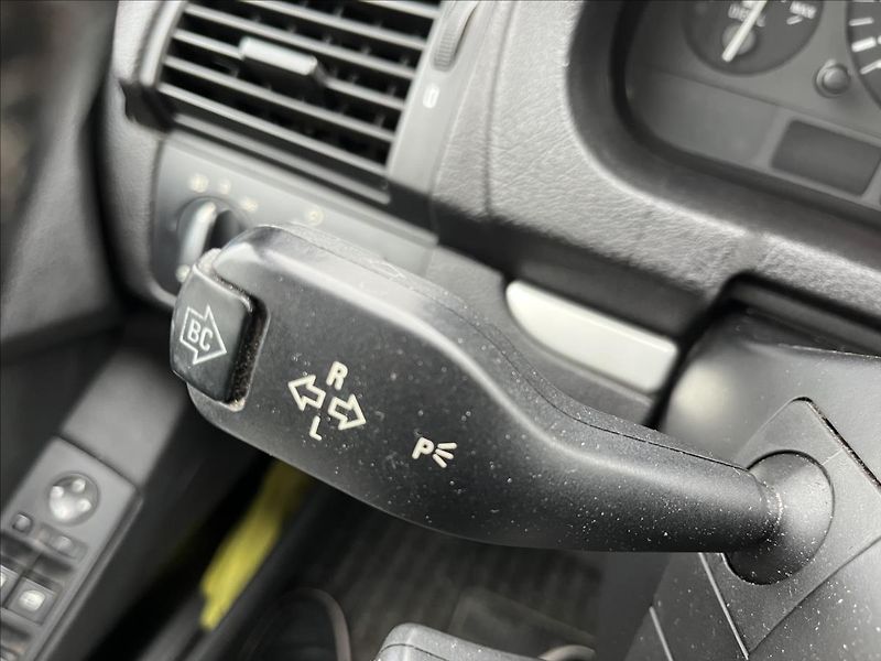 BMW X5 2,9 d 135KW AUT 4x4 KLIM TAŽNÉ - fotka 24 z 35