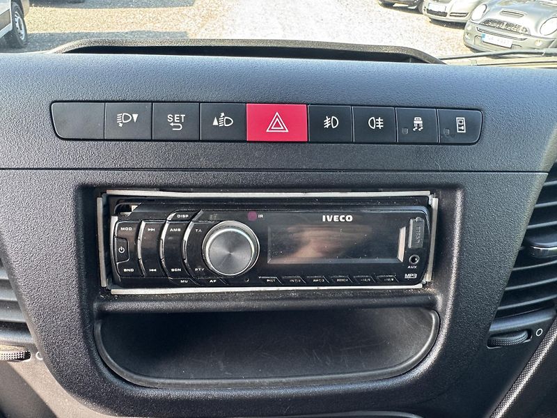 Iveco Daily 3.0,50C35/15,3.500kg,ČELO,ČR - fotka 32 z 39
