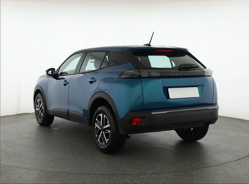 Peugeot 2008 (2025) Style 1.2 PureTech - fotka 4 z 18