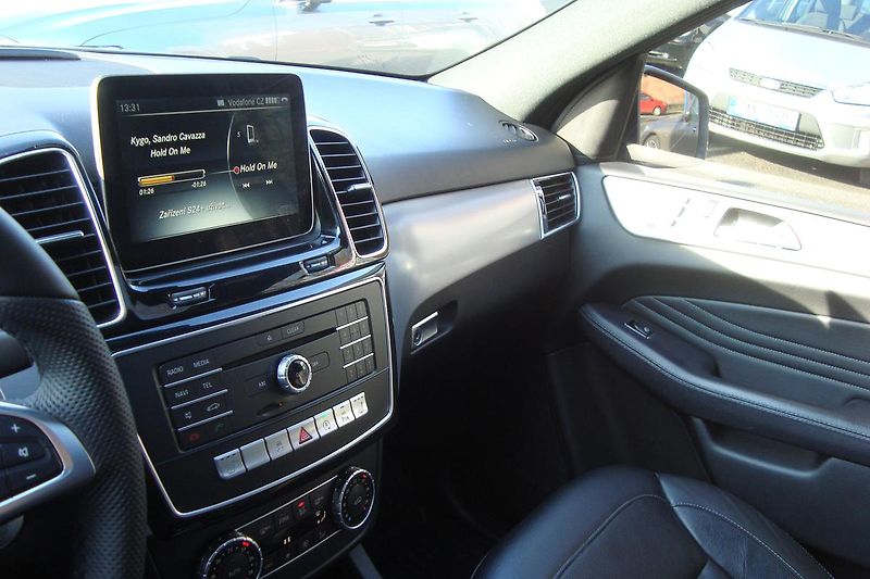Mercedes-Benz GLE (2017) 350 D,4-Matic,AUT,AMG paket - fotka 72 z 92