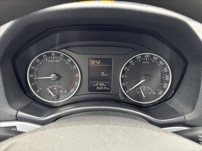 Škoda Octavia 1,9 TDI 77kW Ambiente - fotka 22 z 30
