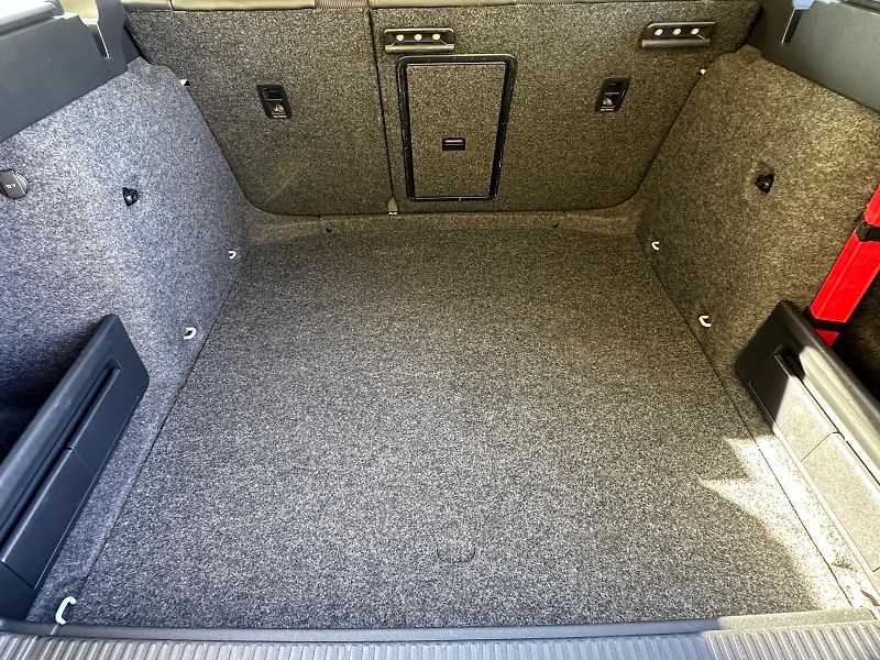 Škoda Octavia (2014) KOMBI 4x4 *1.6TDI/77kW *2.Maj - fotka 30 z 38