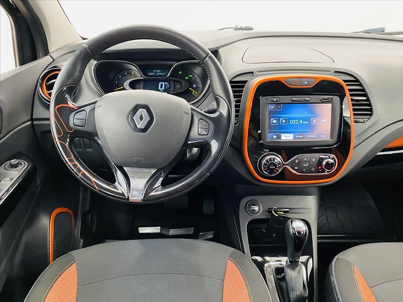 Renault Captur 1,5 dCi 66 kW Navi - fotka 10 z 24
