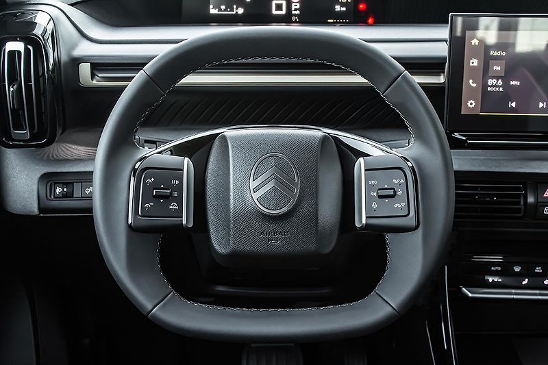Citroën C3 Aircross (2026) 1,2 PLUS Hybrid 145k Automat - fotka 12 z 18