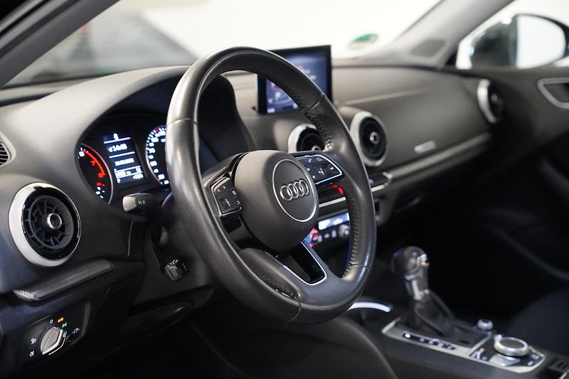 Audi A3 - fotka 14 z 28