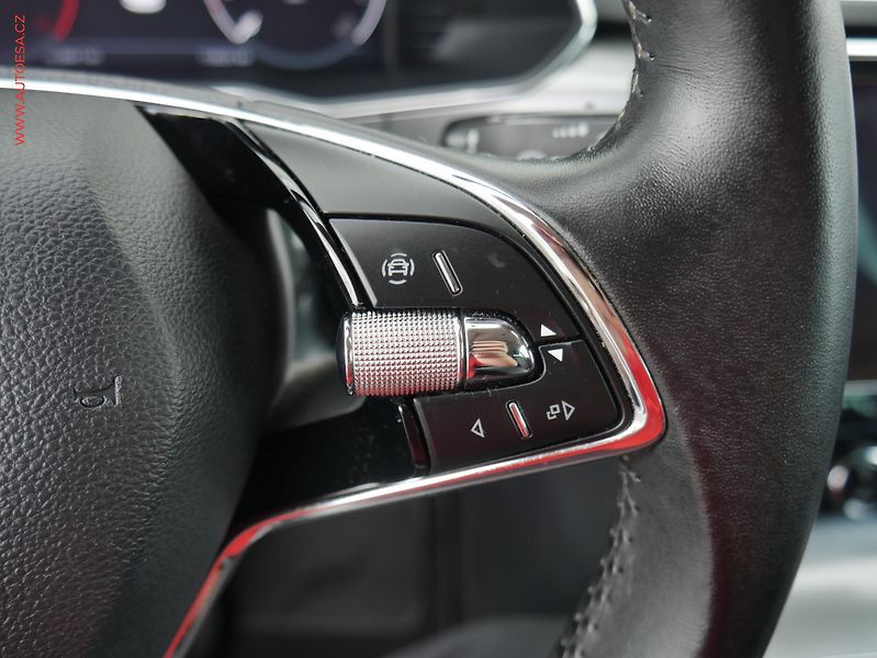 Škoda Superb (2022) 1.5 TSi, Style, LED, navi - fotka 13 z 29