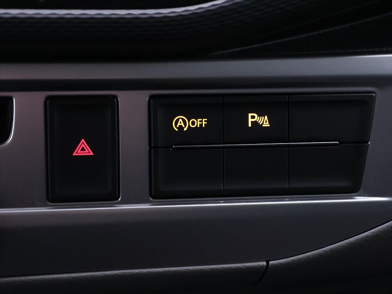 Volkswagen Caravelle 2,0 TDI 110 kW CZ - fotka 23 z 32