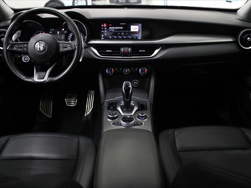Alfa Romeo Stelvio 2,2 JTD 140kW Q4 Akční CENA! - fotka 8 z 25