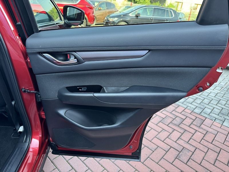 Mazda CX-5 (2018) 2.0 G-165 Full LED Navi Kamera - fotka 19 z 47