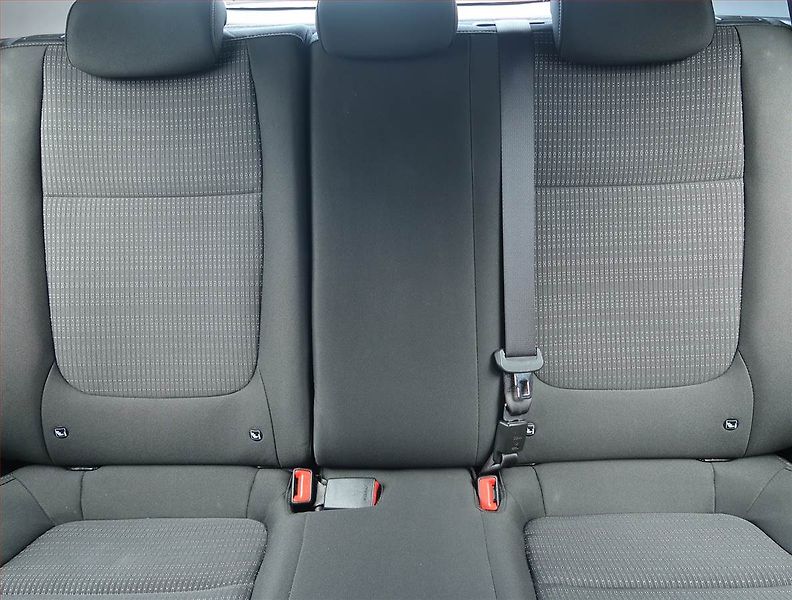 Kia Stonic (2023) 1.0 T-GDI, Serv.kniha - fotka 10 z 15