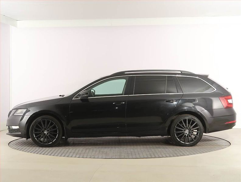 Škoda Octavia (2017) Style Plus 1.6 TDI, Tempomat - fotka 3 z 23
