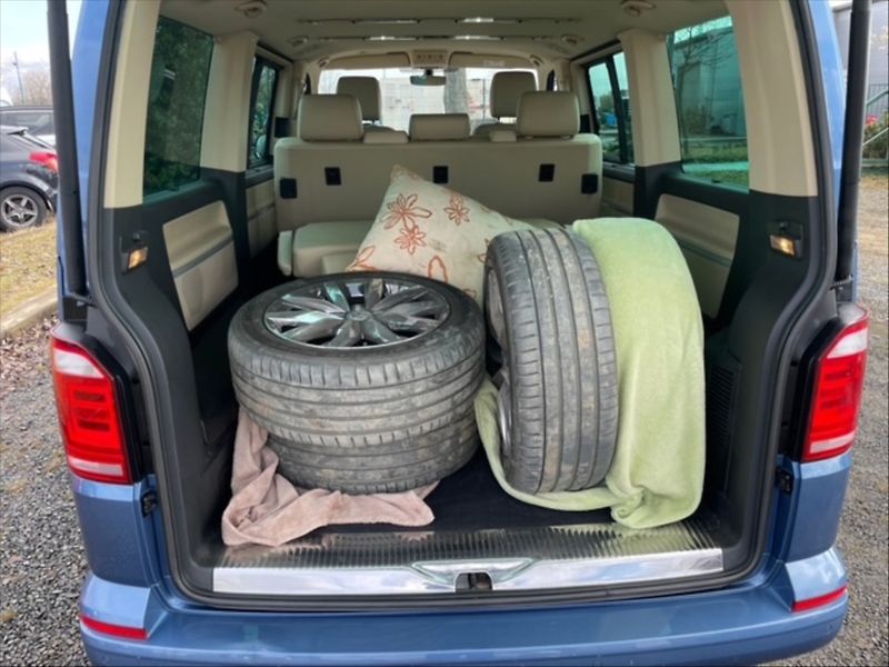 Volkswagen Multivan 2,0 TDI Highline 4 Mottion DSG - fotka 6 z 11