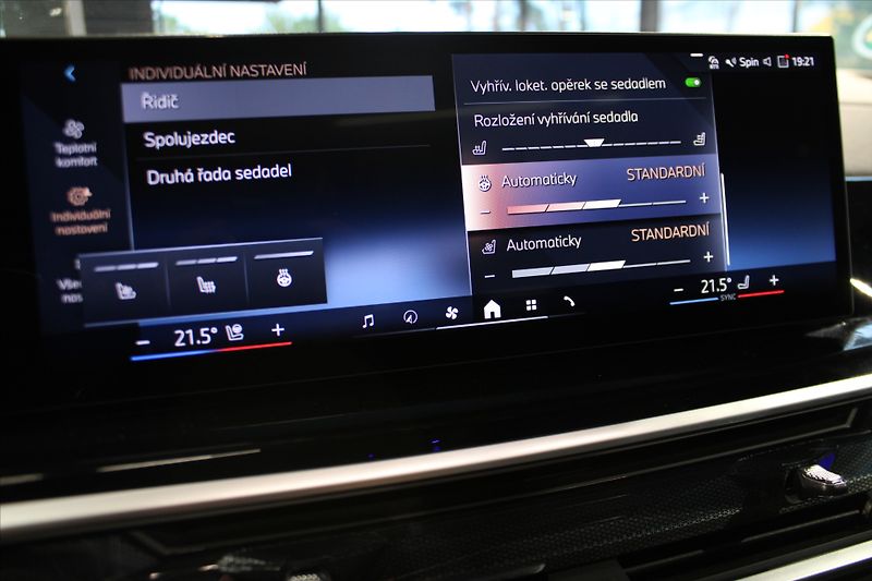 BMW X5 xDrive30d M Sport Pro DAProf/N - fotka 25 z 37