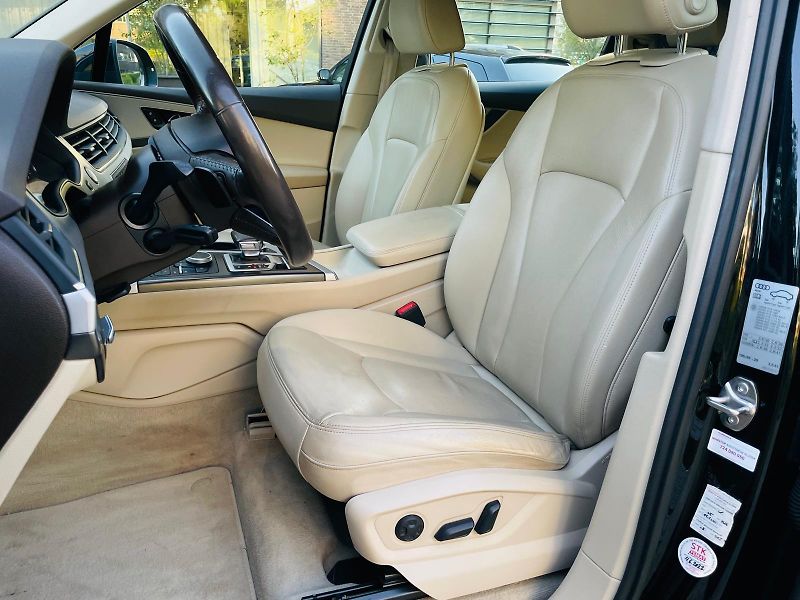 Audi Q7 3.0TDI AUT VÝHŘEV QUATTRO - fotka 33 z 54