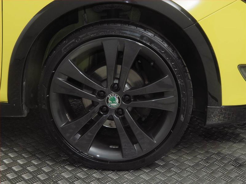Škoda Fabia (2012) Monte Carlo 1.2 TSI - fotka 14 z 17