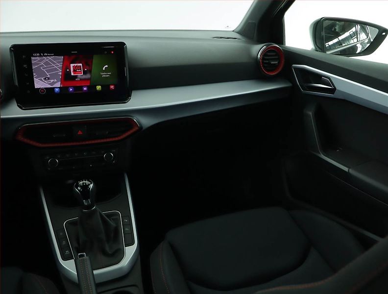 Seat Arona (2023) FR 1.0 TSI, Serv.kniha, Navi - fotka 8 z 15