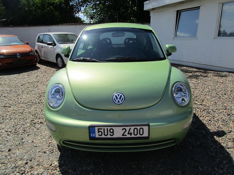 Volkswagen New Beetle 2,0i-85KW-KOUPEN V ČR-PĚKNÝ  - fotka 2 z 14